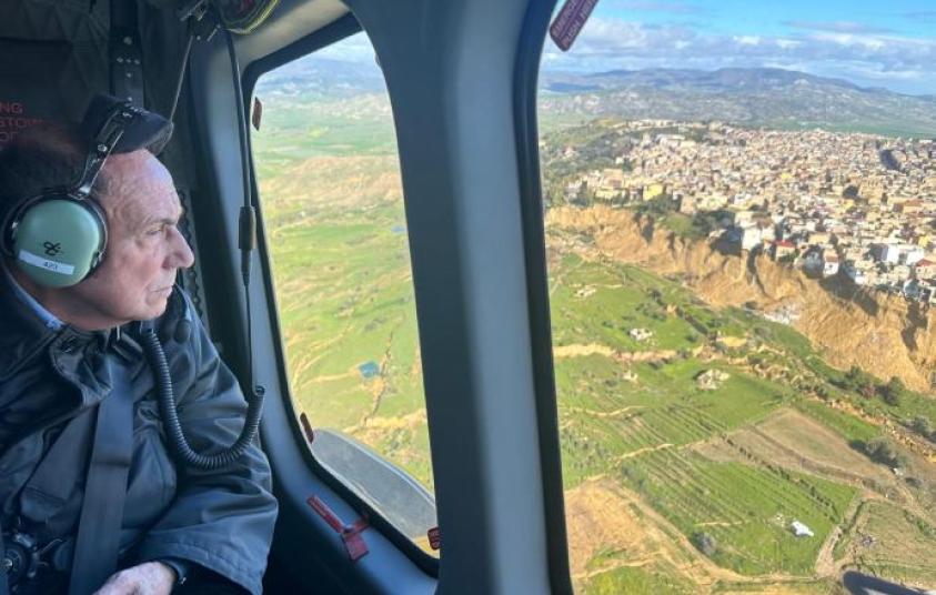 Schifani elicottero Niscemi