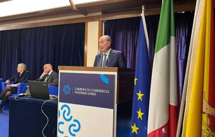 Schifani alla Camera di commercio