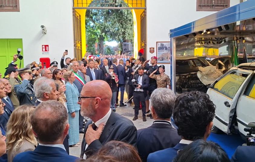 Cerimonia di svelamento Croma Falcone