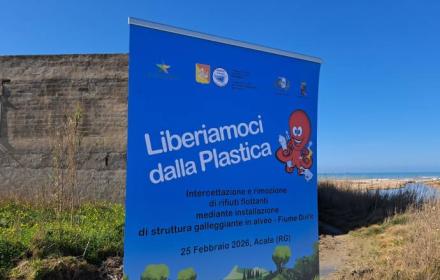 Campagna acchiappa plastica Acate