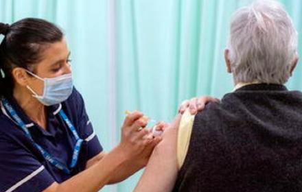 Vaccinazione over 80
