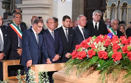 Il presidente Schifani ai funerali di Baudo a Militello