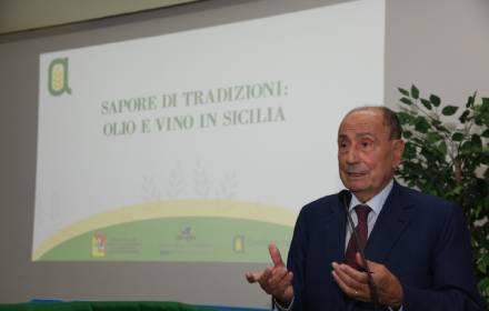 Schifani a convegno Confagricoltura.jpg
