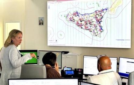 Savarino in visita alla Sala operativa unificata